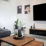 1 Bedroom Pet Friendly In Ferienhaus Rovinj