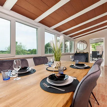 1 Bedroom Gorgeous In