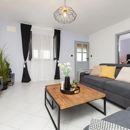 度假居 1 Bedroom Gorgeous In
