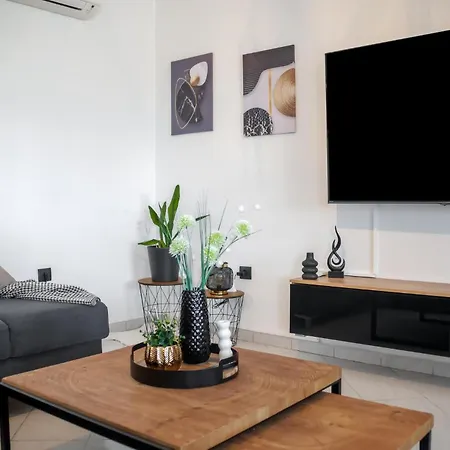 1 Bedroom Gorgeous In 度假居 罗维尼